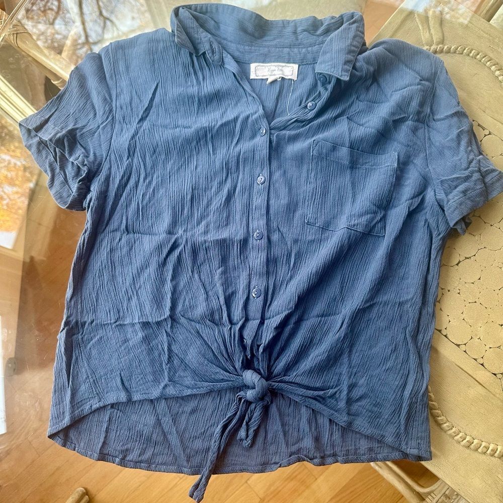 Hippie Rose Crepey Blue Women's Button-Up Top